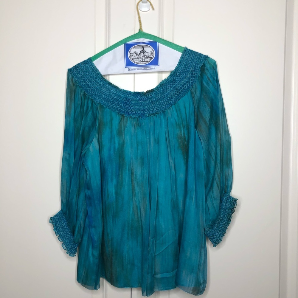 Alice + Olivia off shoulder top